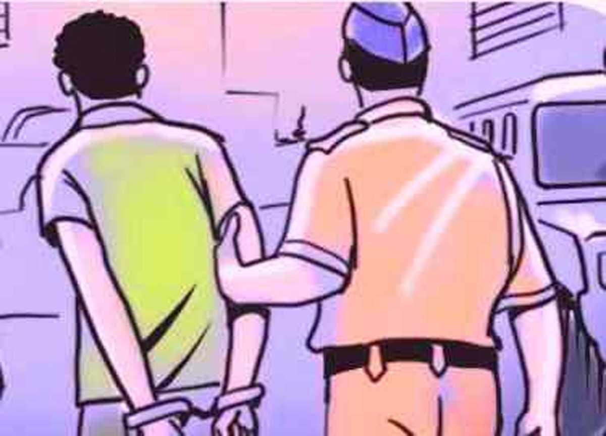 रेलवे स्टेशन पर चोरी के मोबाइल बेचने की कोशिश, आरोपी गिरफ्तार